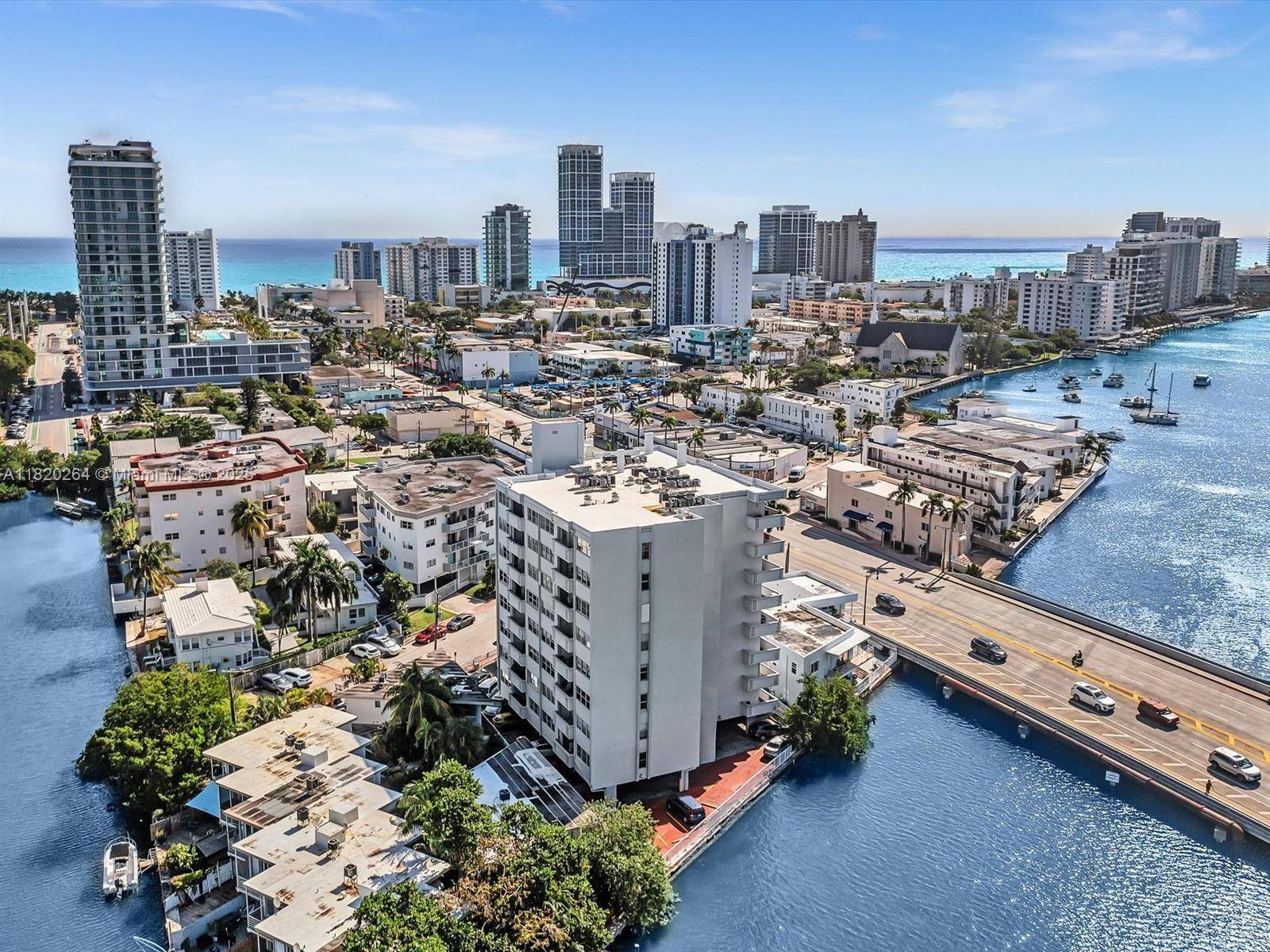 Miami Beach, FL 33141,7118 Bonita Dr #405