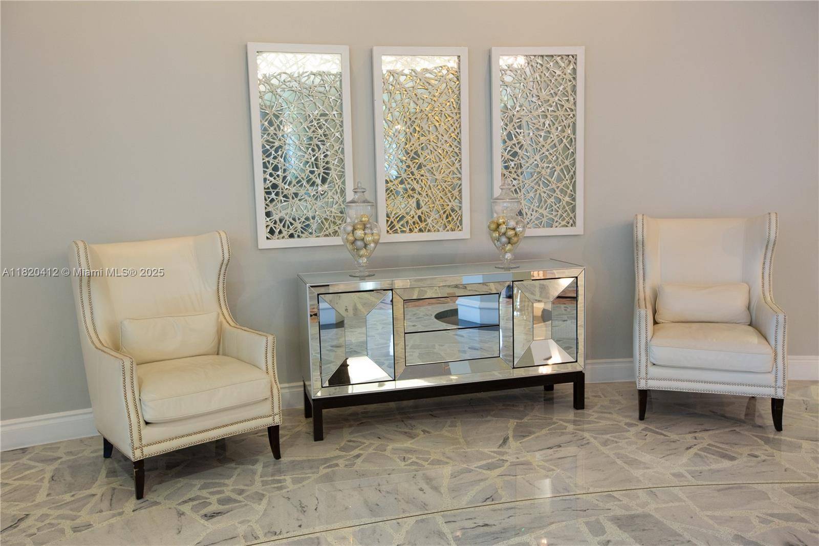 Hollywood, FL 33019,2501 S Ocean Dr #810
