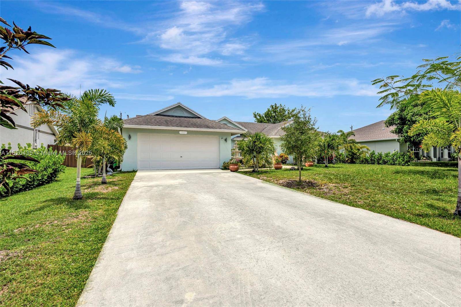 Port St. Lucie, FL 34983,502 SE Guava Ter