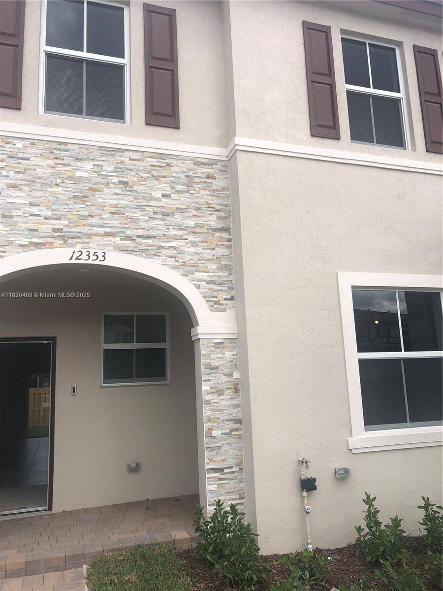 Miami, FL 33167,12353 NW 23rd Court