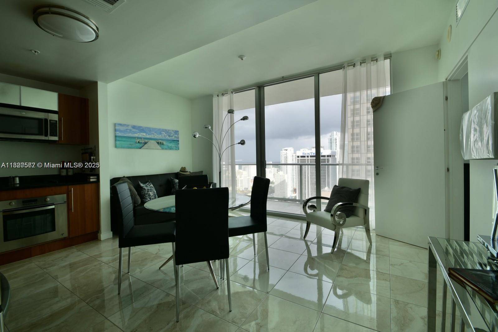 Miami, FL 33131,300 S Biscayne Blvd #T-3103