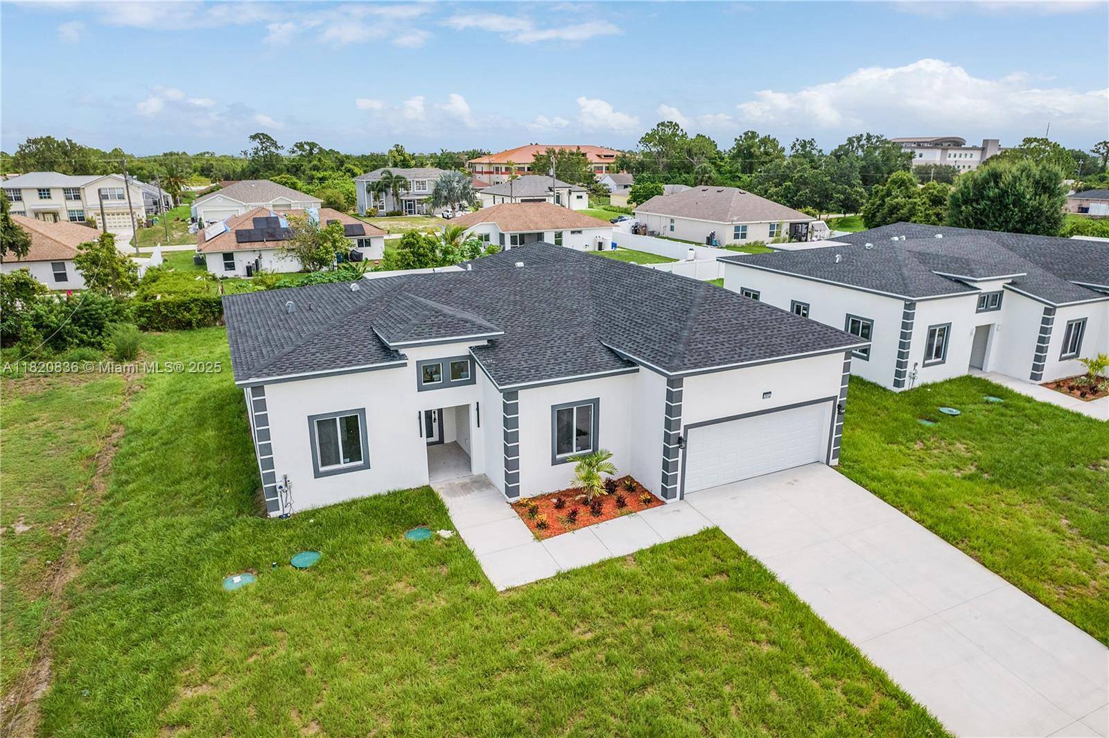 Lehigh Acres, FL 33971,3510 2ND ST W.