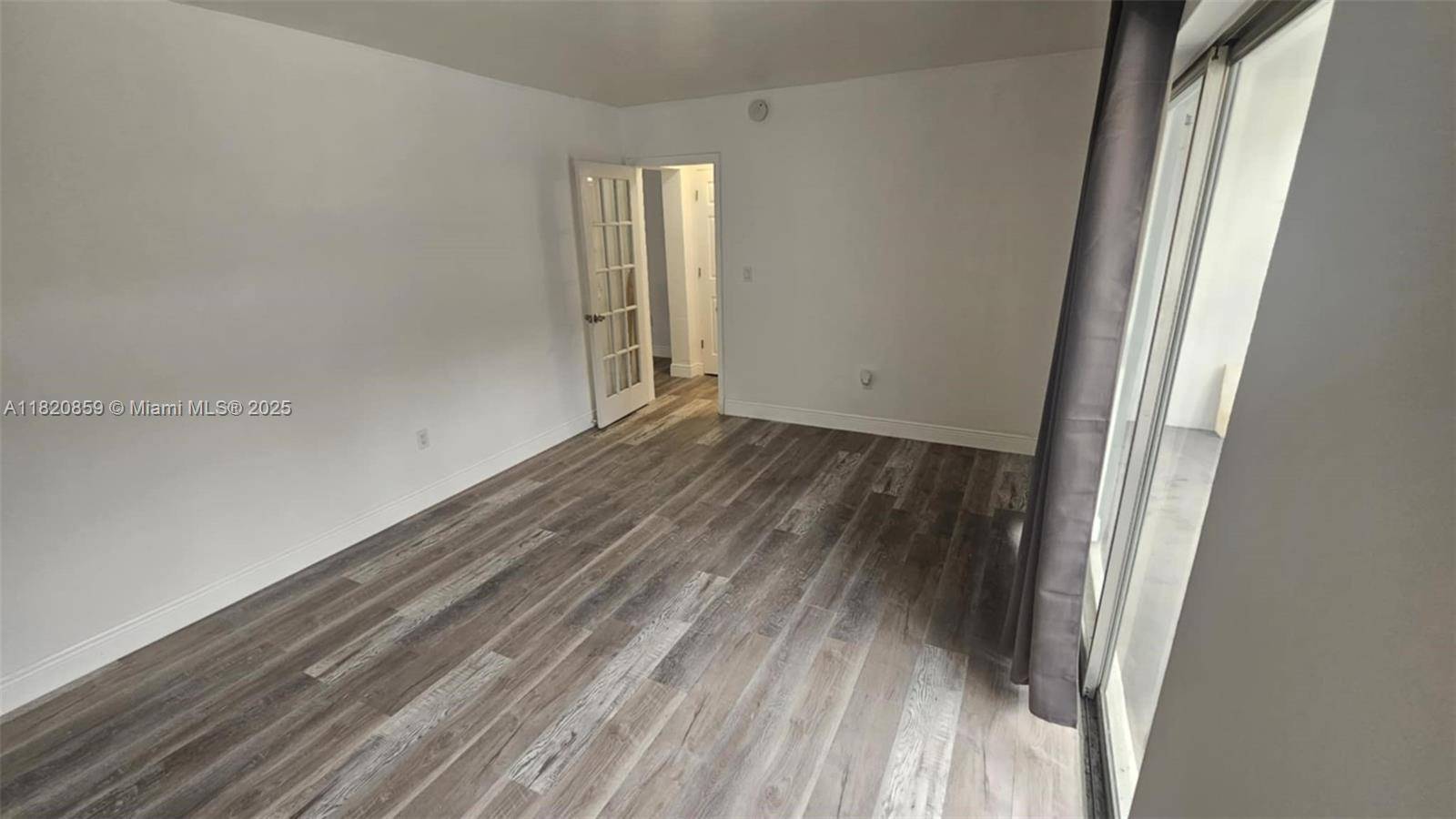 North Miami, FL 33161,1500 NE 127th St #103
