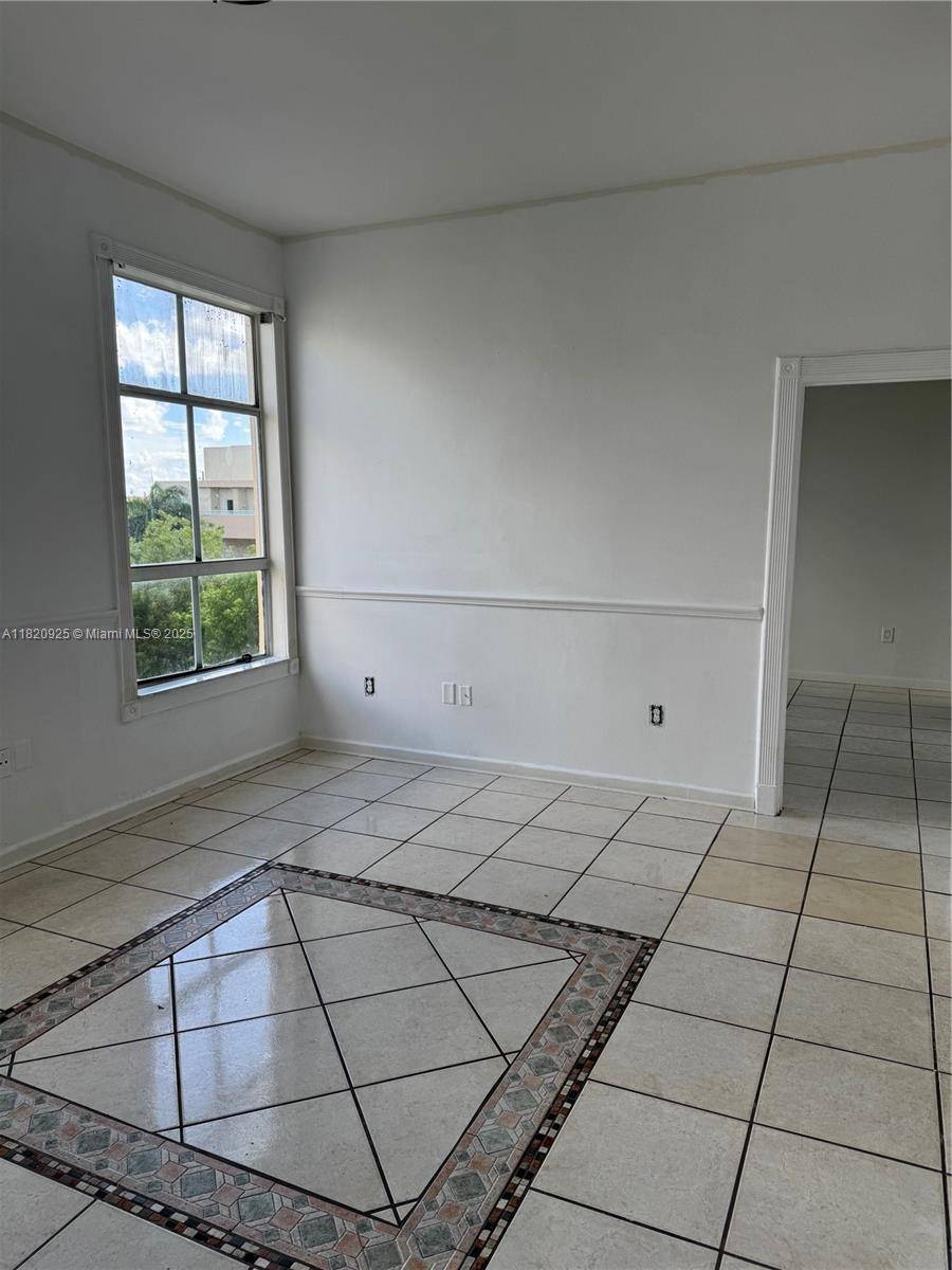 Hialeah, FL 33016,7400 W 20th Ave #416