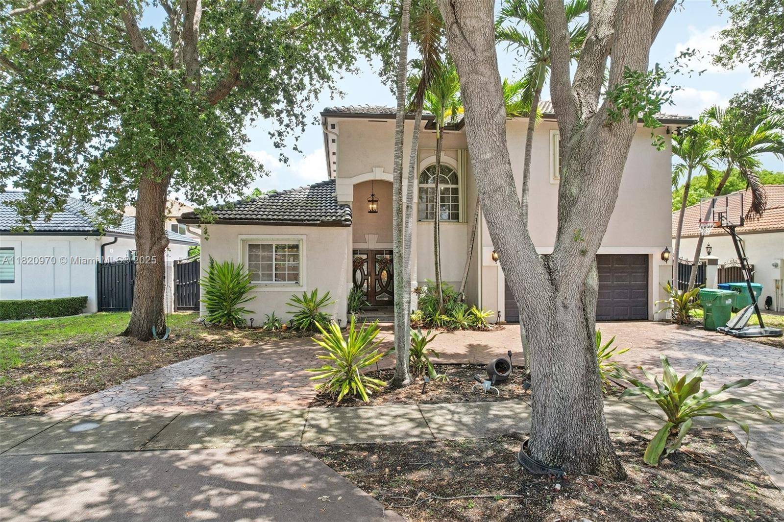 Miami Lakes, FL 33018,8981 NW 166th Ter