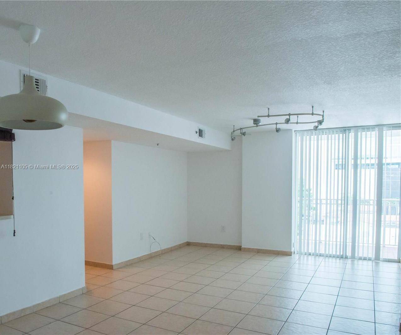 Miami, FL 33145,1650 Coral Way #512