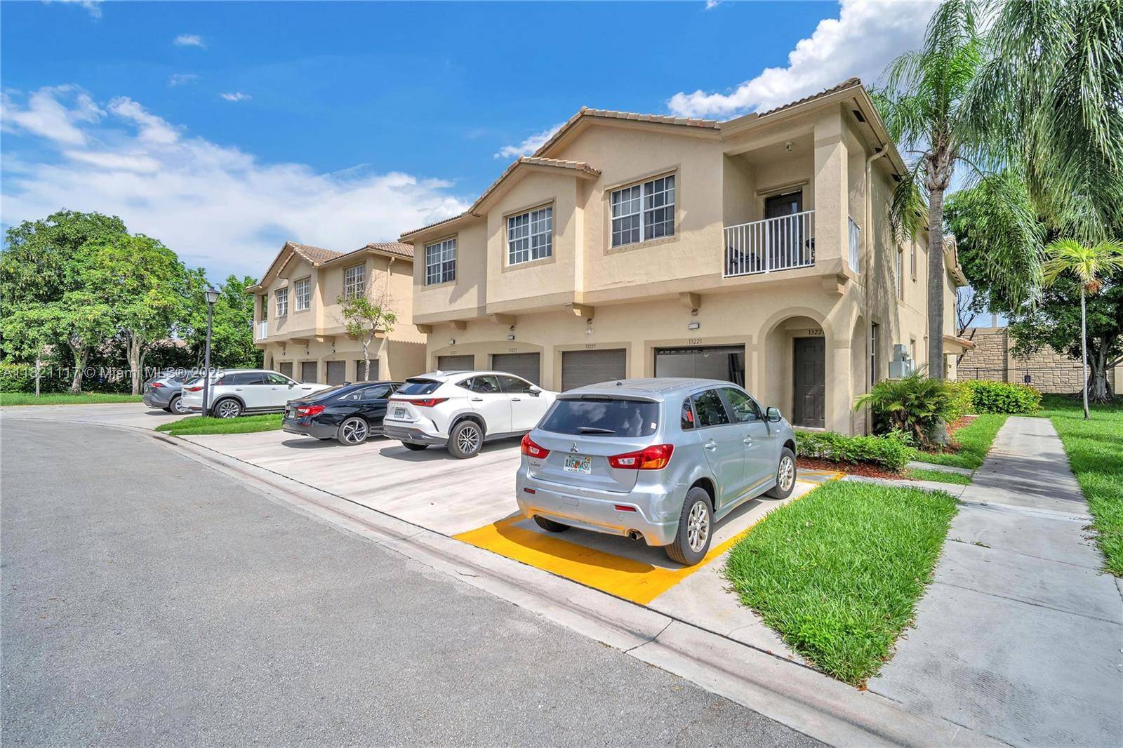 Miramar, FL 33027,13227 SW 42nd St #8103