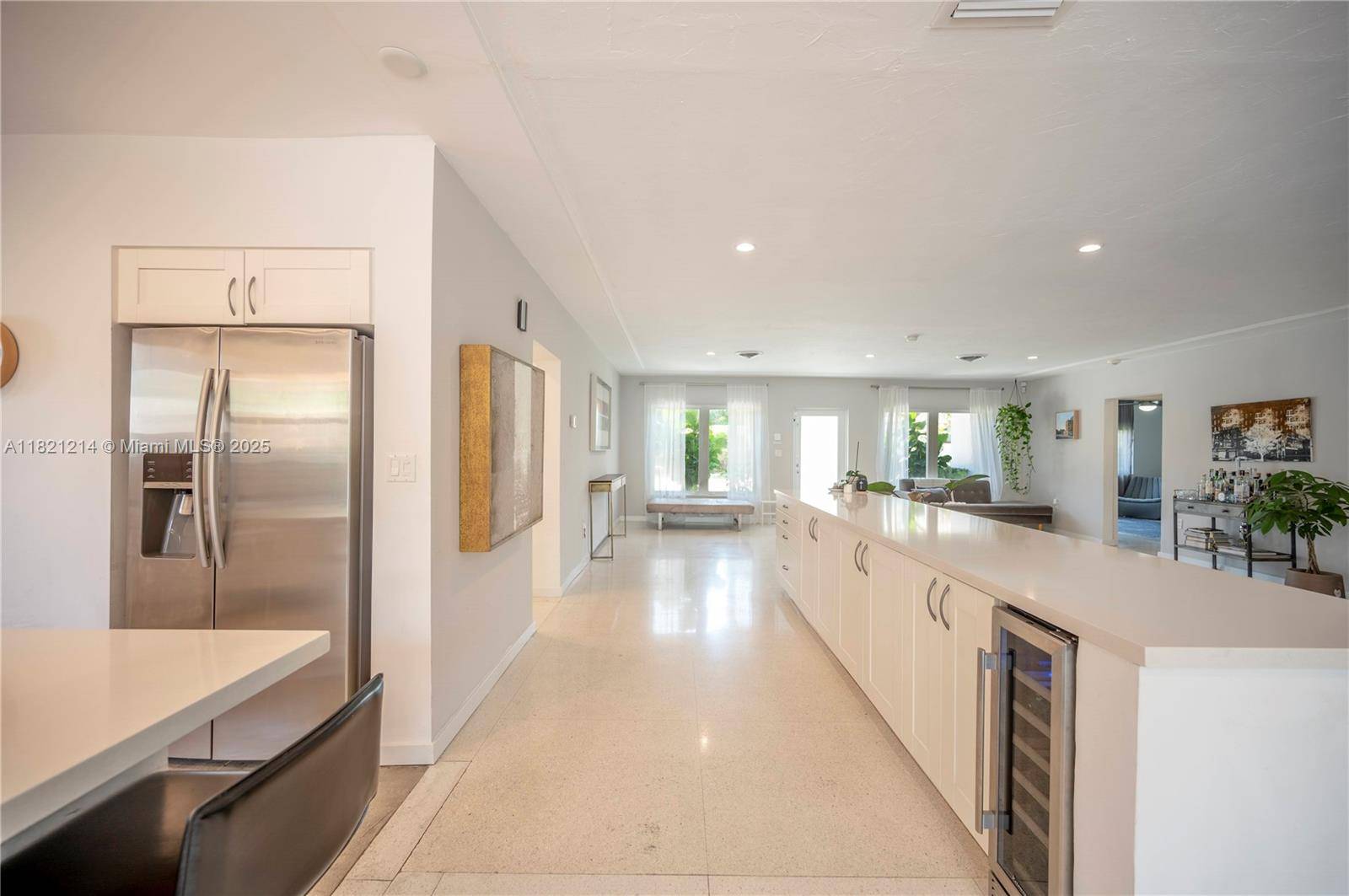 Miami Beach, FL 33140,920 W 43rd Ct