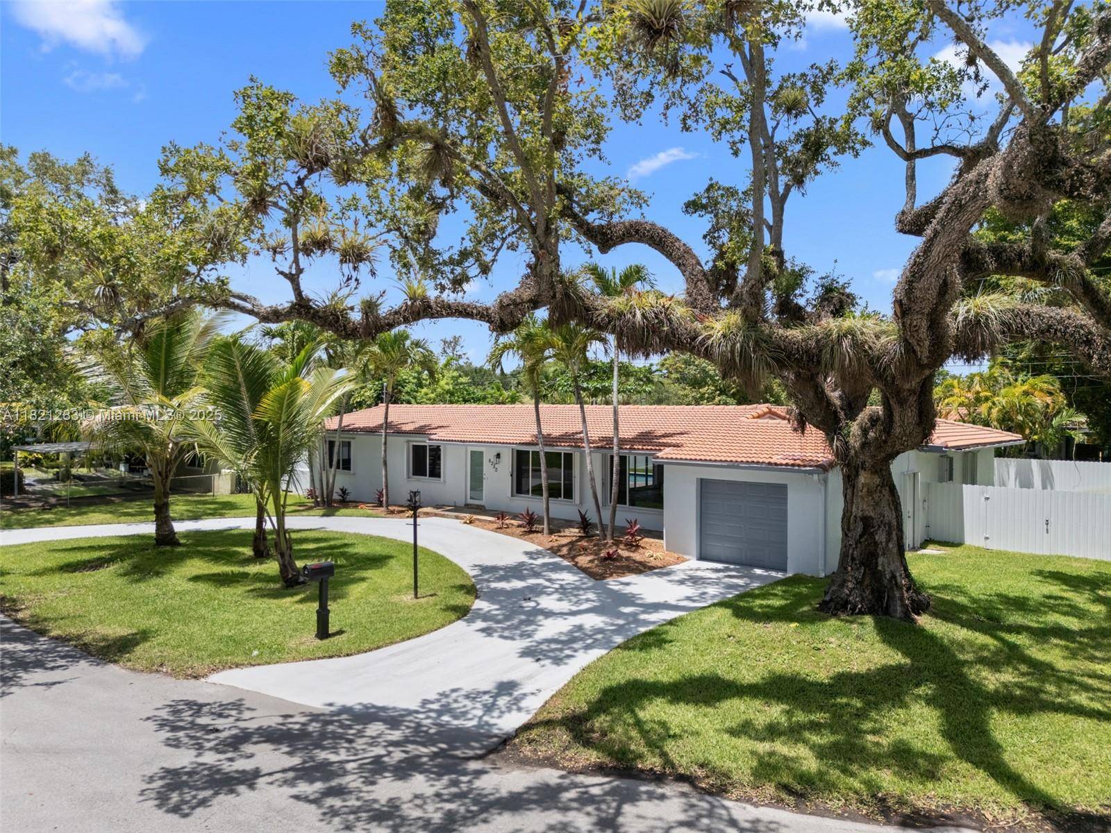 South Miami, FL 33143,6250 SW 62 Pl