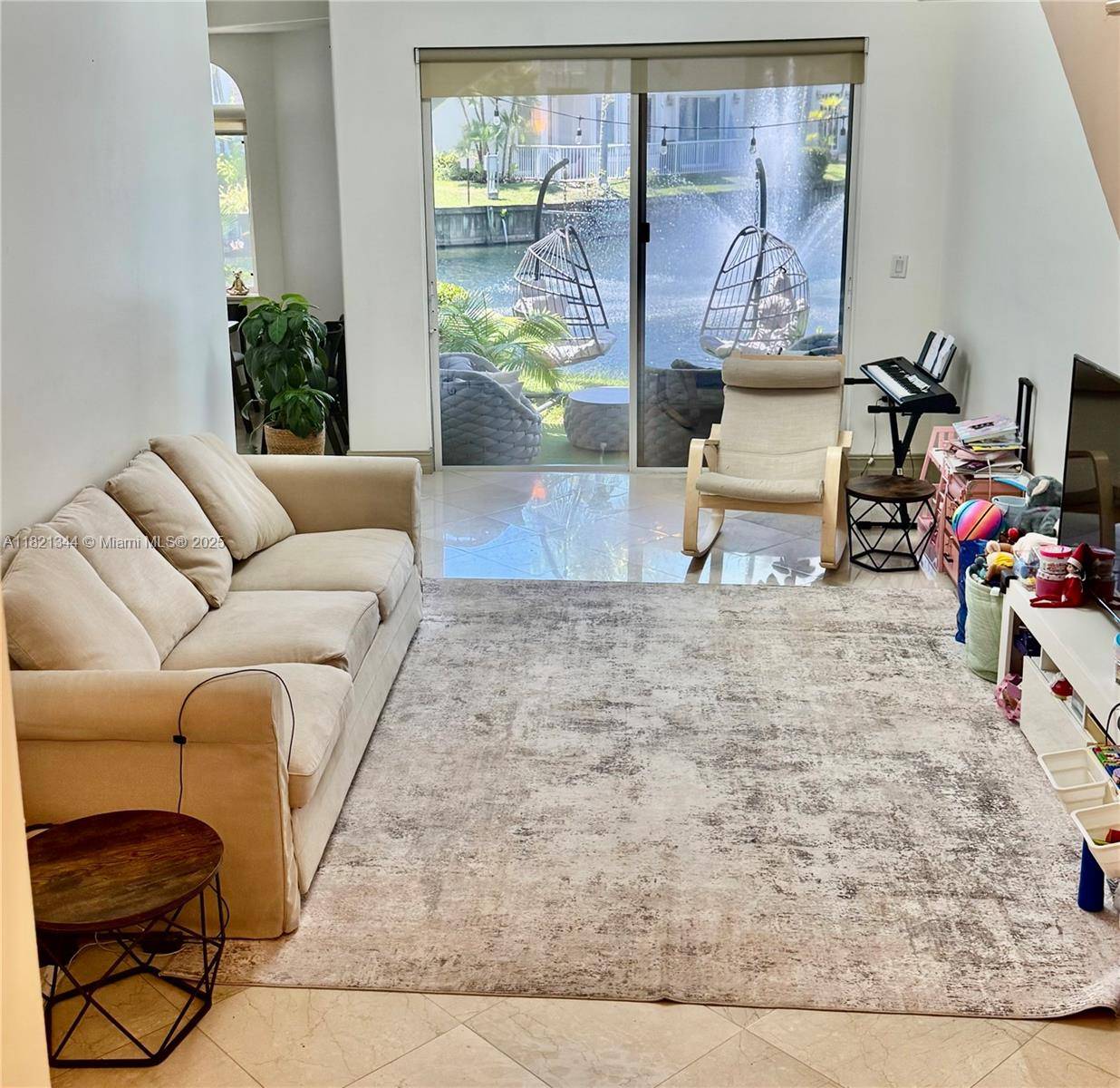 Aventura, FL 33180,3016 NE 210th St