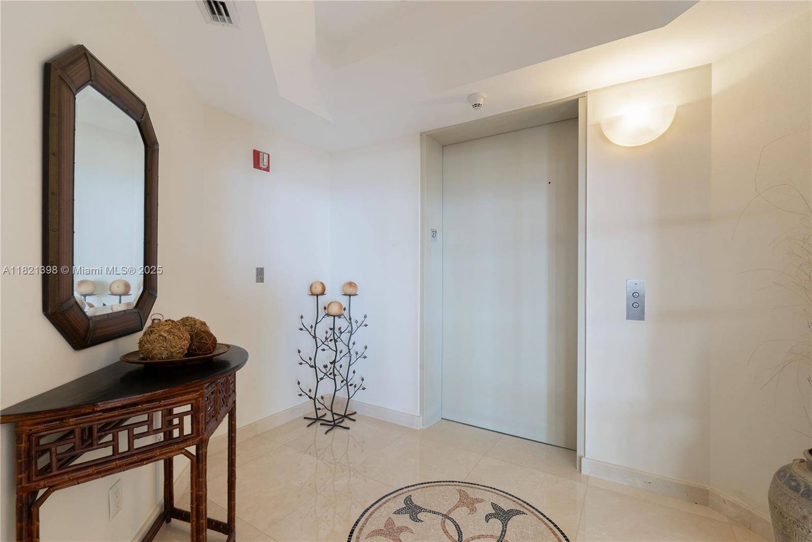 Aventura, FL 33180,21050 Point Pl #2702