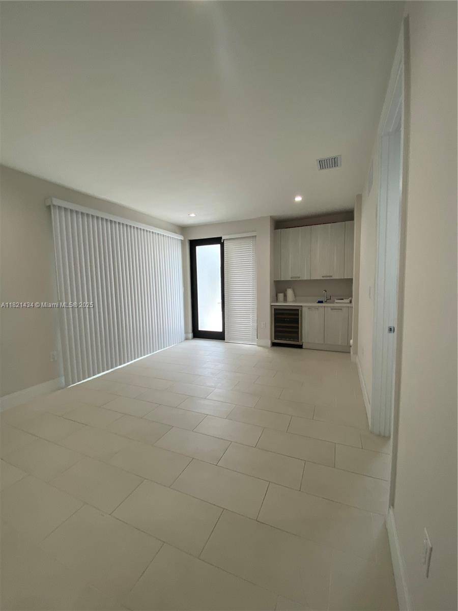 Doral, FL 33166,8251 NW 47th Ter #0