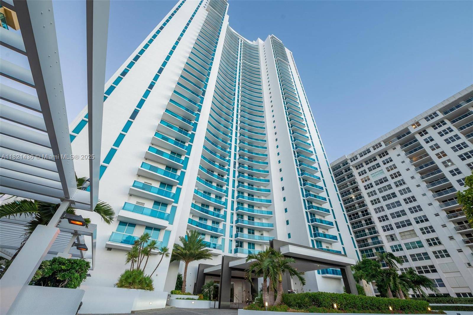Hollywood, FL 33019,2711 S Ocean Dr #1202