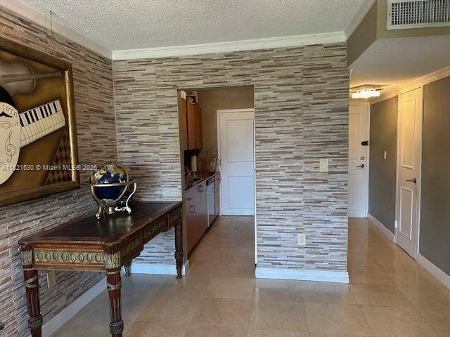 Sunny Isles Beach, FL 33160,17800 Atlantic Blvd #PH6