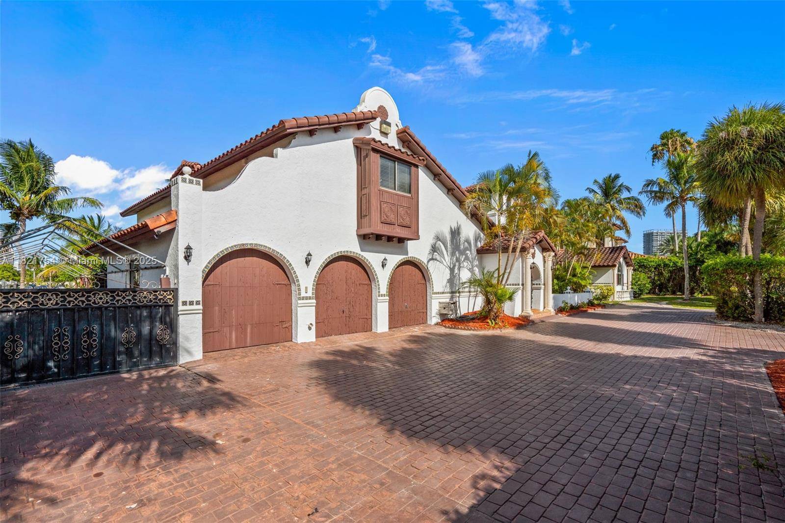 Hallandale Beach, FL 33009,800 Diplomat Pkwy