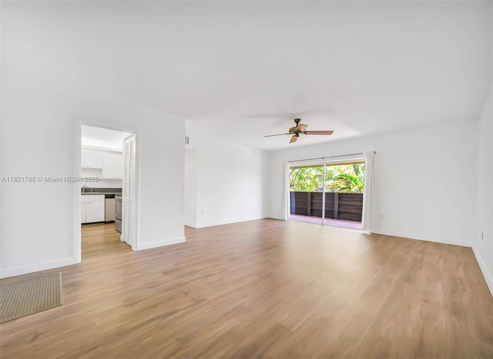 Miami, FL 33143,8335 SW 72nd Ave #315D