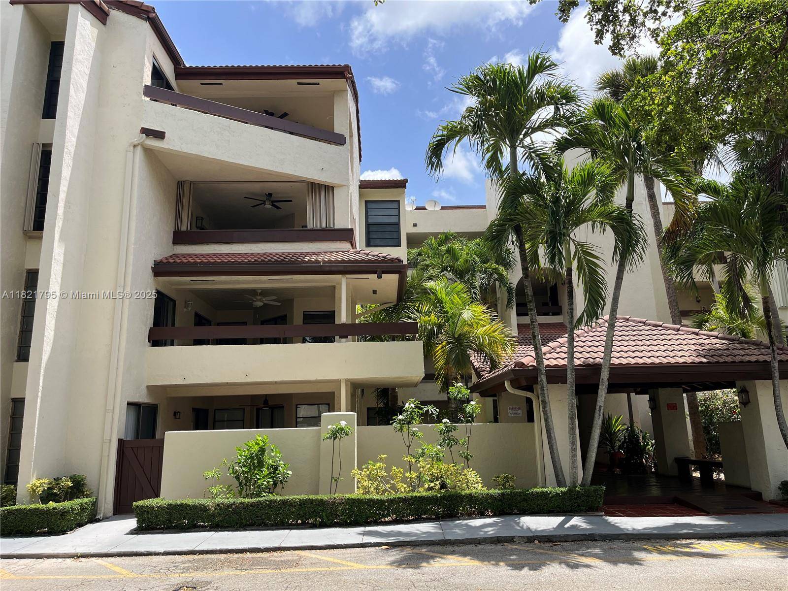 Miami, FL 33186,9030 SW 125th Ave #E-104
