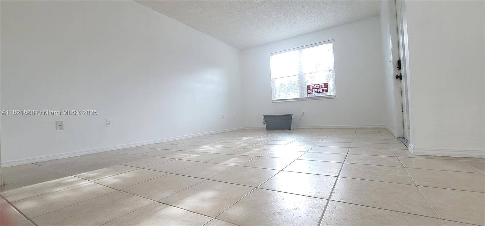 Homestead, FL 33033,975 NE 42nd Pl