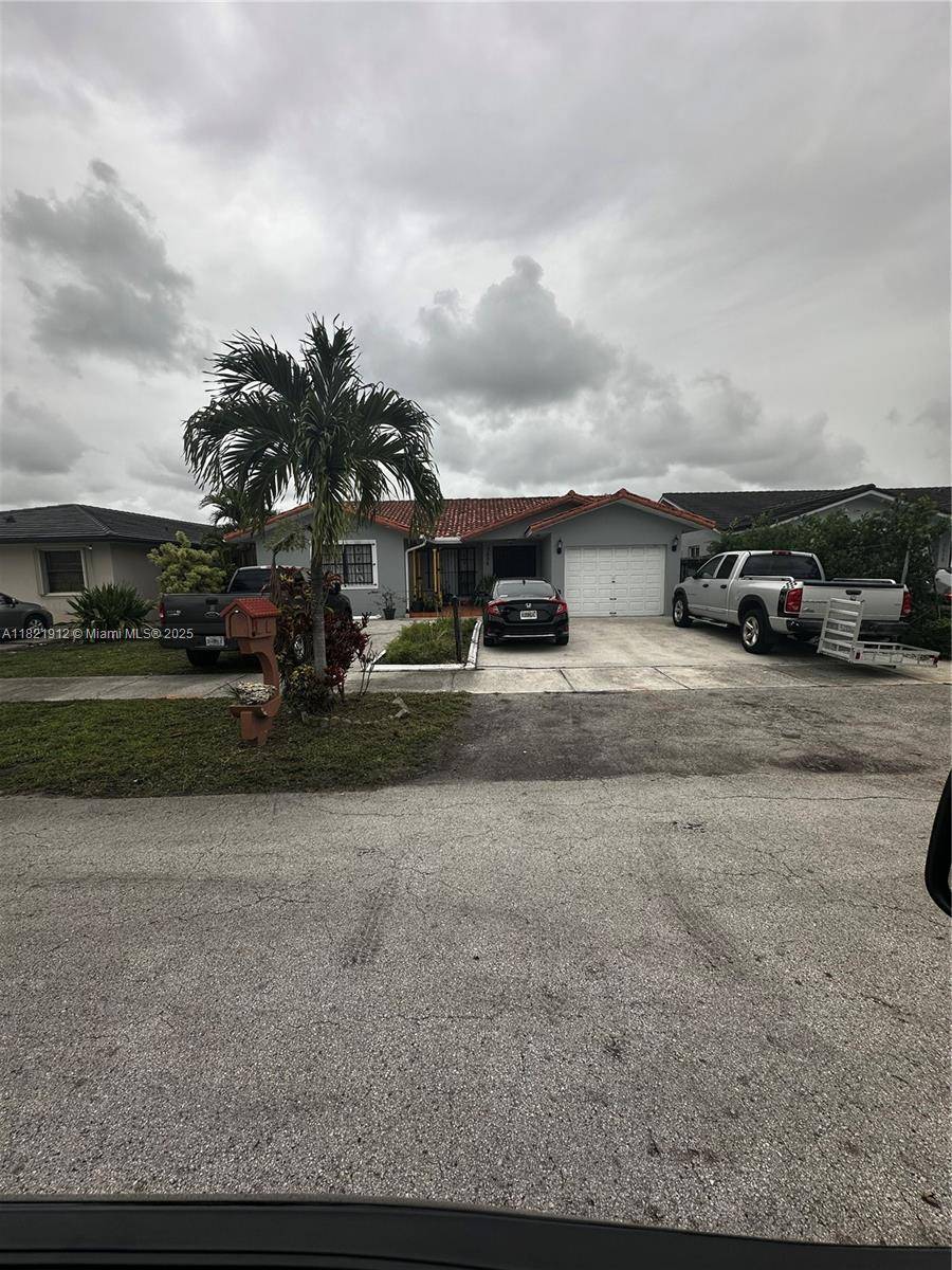 Hialeah, FL 33014,7535 W 5th Ct