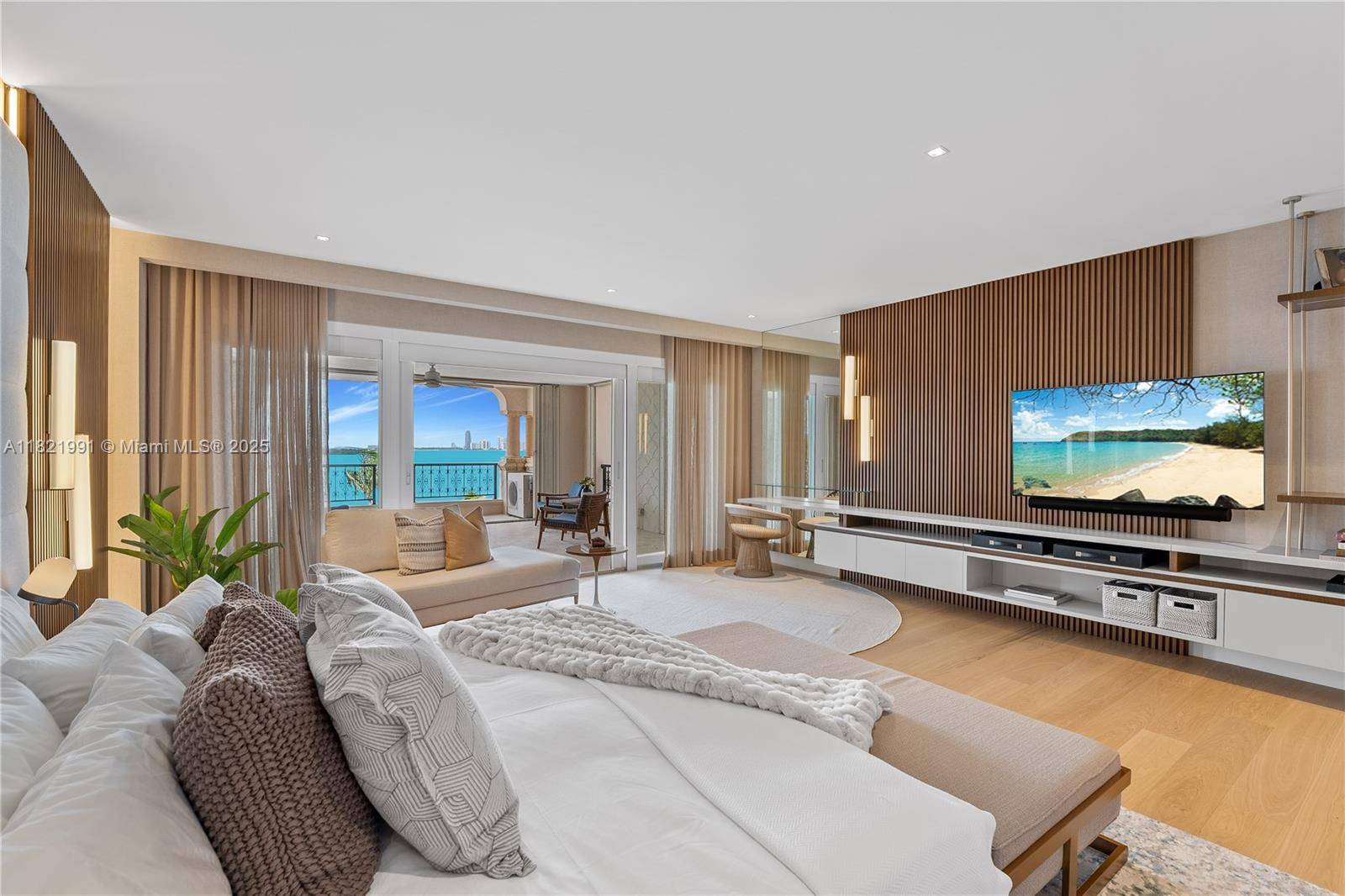 Miami Beach, FL 33109,5242 Fisher Island Dr #5242