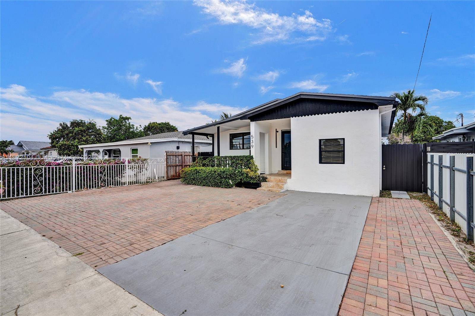 Hialeah, FL 33013,539 E 30th St