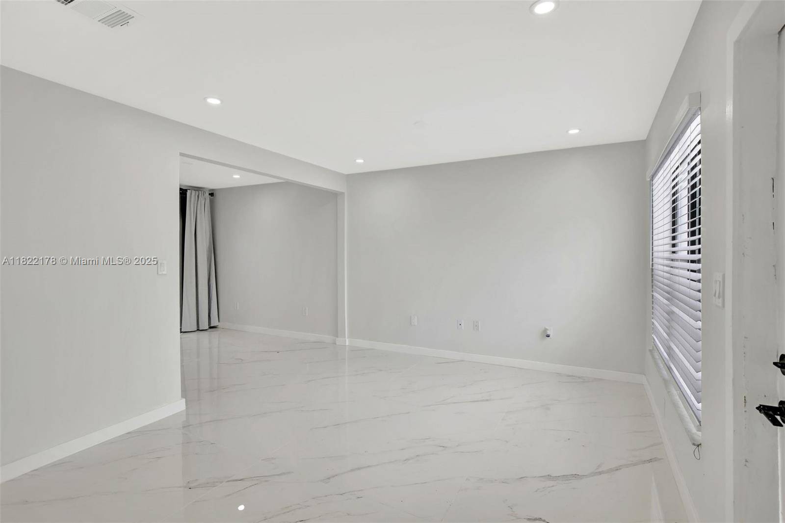 Miami Gardens, FL 33055,3916 NW 207th St Rd #3916