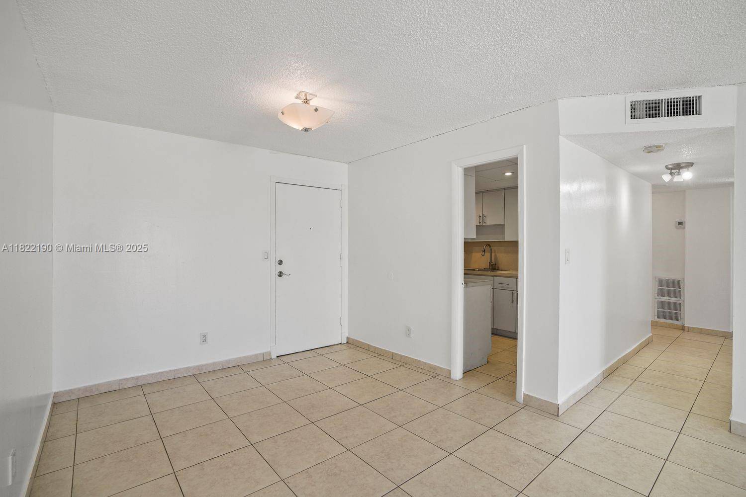 Sunny Isles Beach, FL 33160,18100 Atlantic Blvd #212
