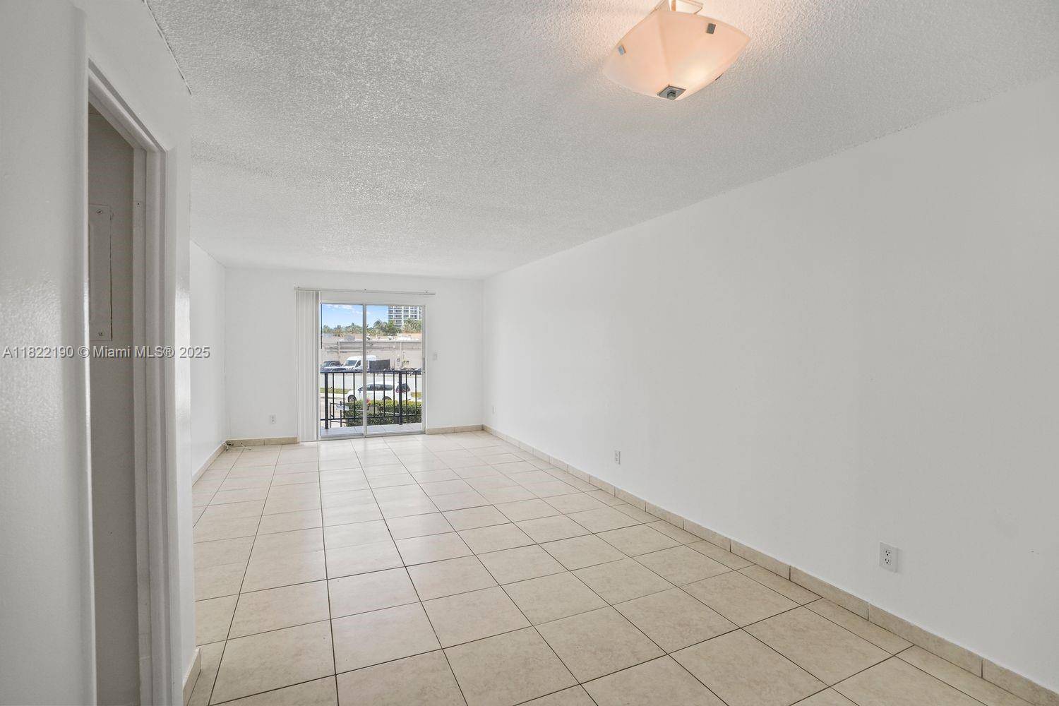 Sunny Isles Beach, FL 33160,18100 Atlantic Blvd #212