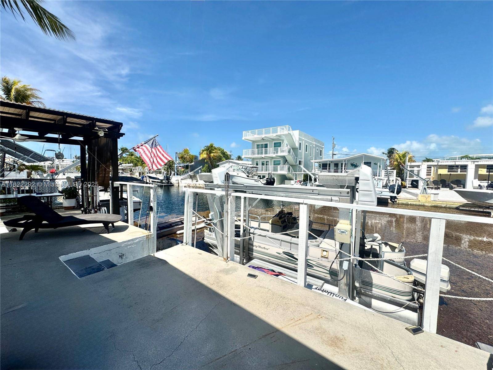 Tavernier, FL 33070,118 Burgundy Dr