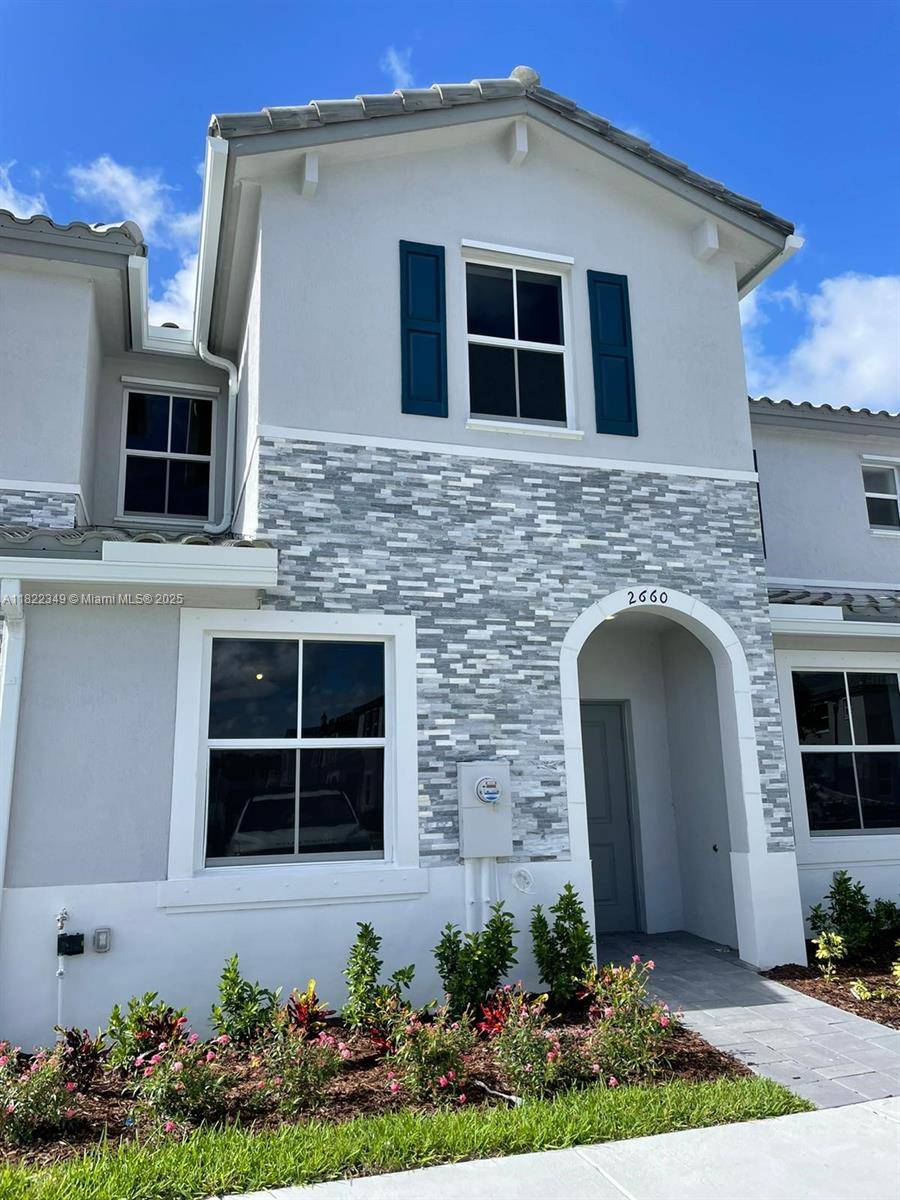 Homestead, FL 33035,2660 SE 19th St #2660