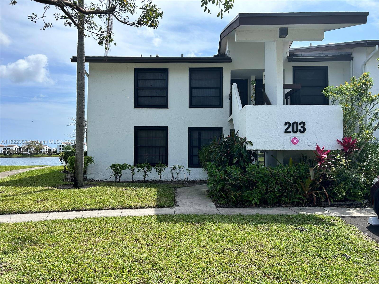 Oakland Park, FL 33309,Address not disclosed