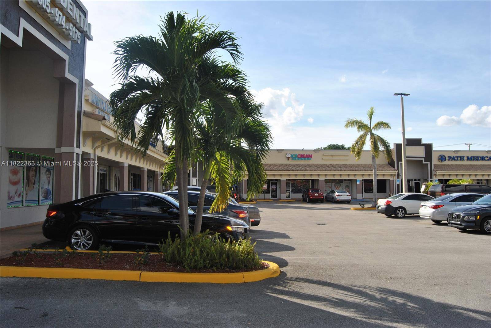 Miami Gardens, FL 33056,17560 NW 27 AV #125