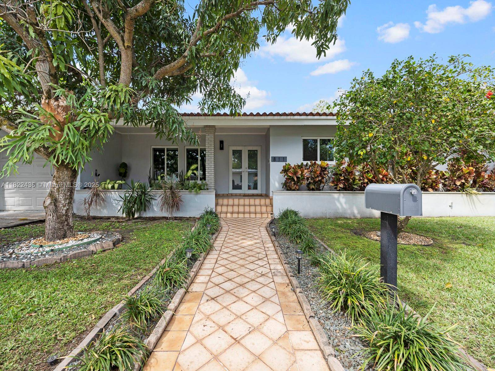 Coral Gables, FL 33134,811 Trascoro Ave