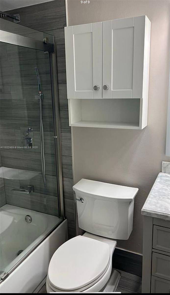 Hollywood, FL 33019,2711 Ocean Club Blvd #207