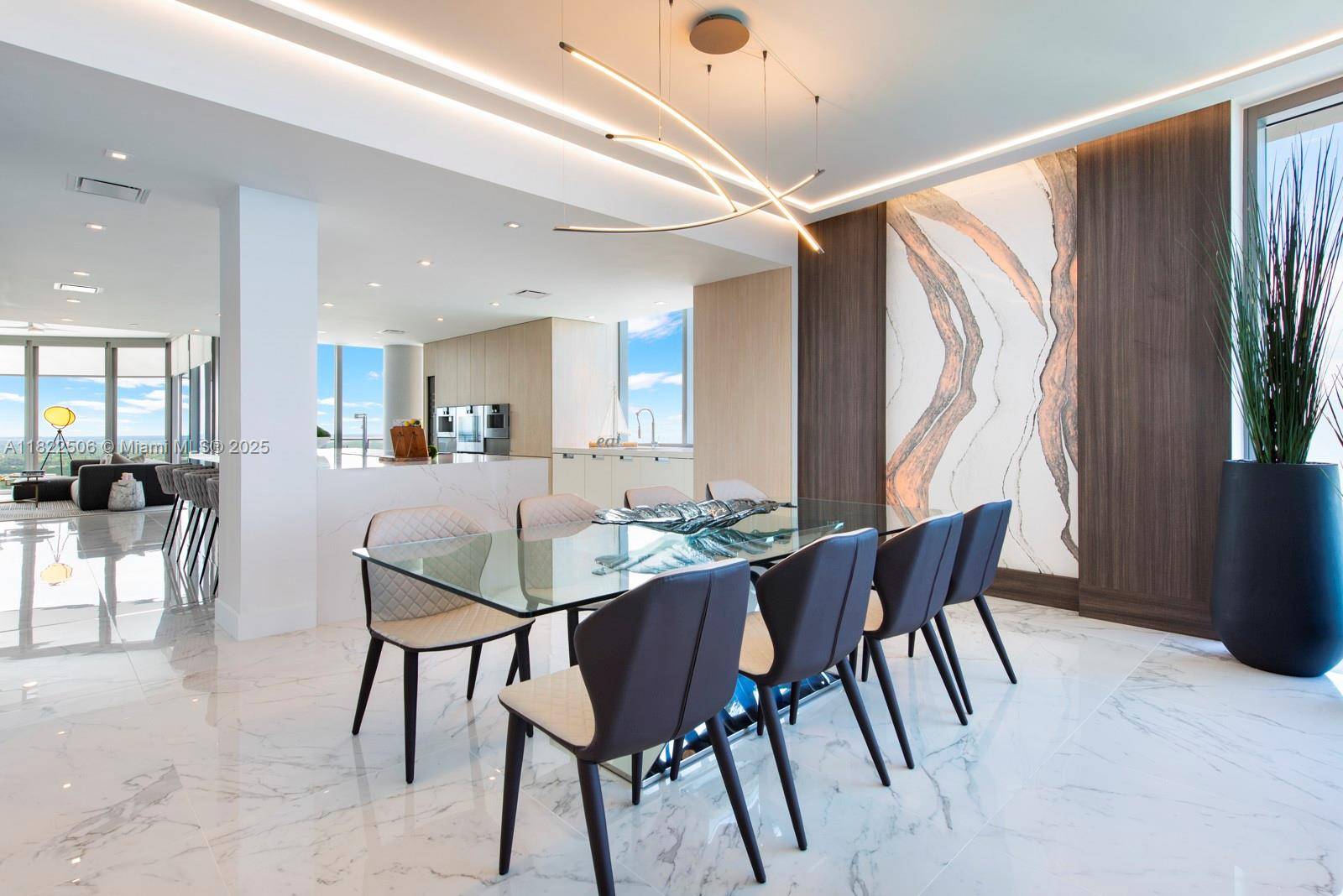 Sunny Isles Beach, FL 33160,15701 Collins Ave #4601