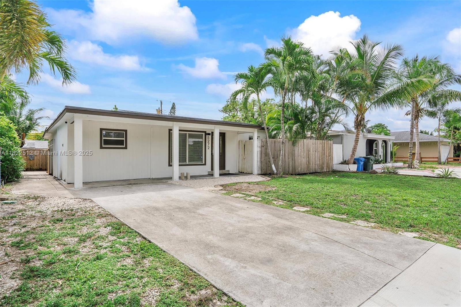 Oakland Park, FL 33309,5272 N Andrews Ave #0