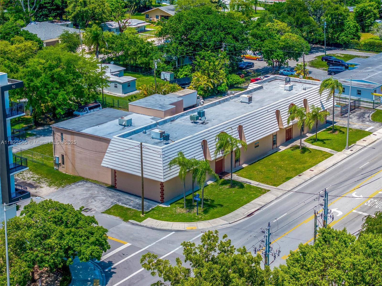 Palmetto Bay, FL 33157,9765 SW 184th St