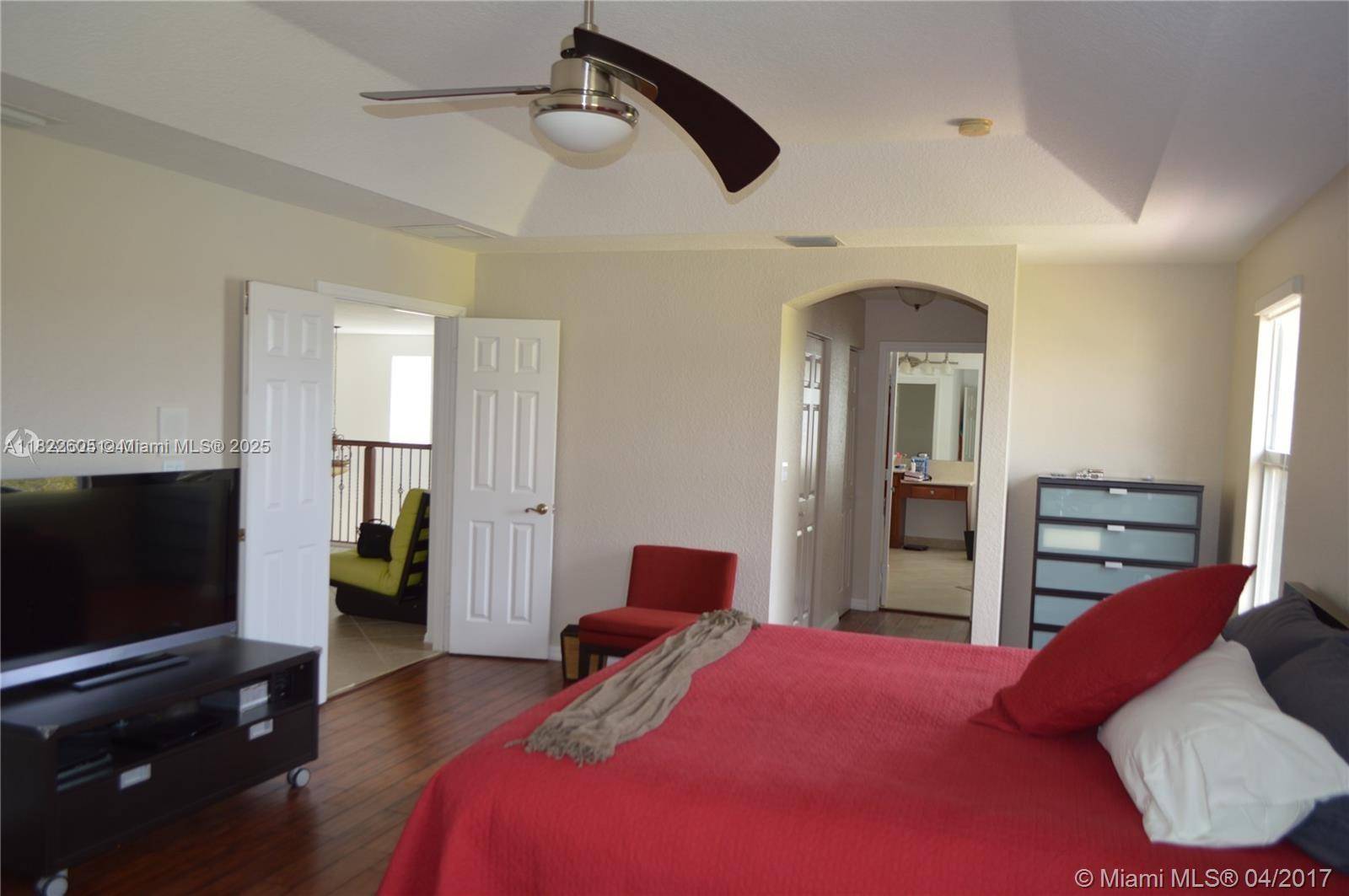 Weston, FL 33332,4421 E Seneca Ave