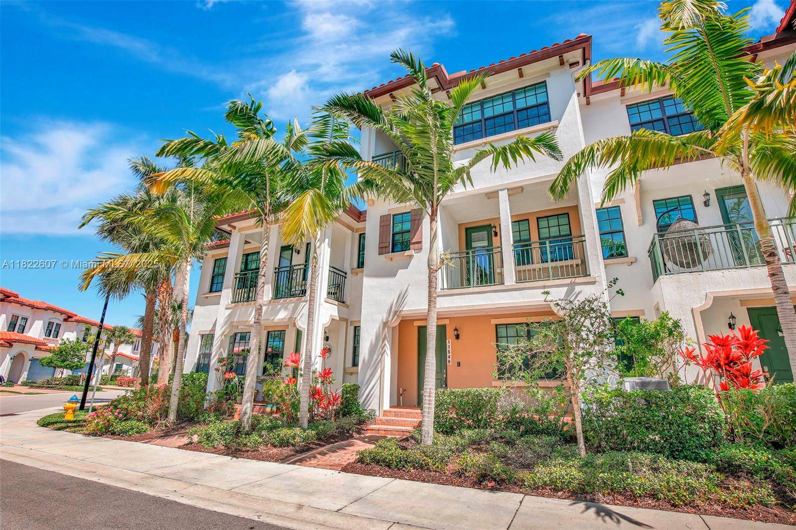 Pembroke Pines, FL 33025,11549 SW 13th Ct #11549