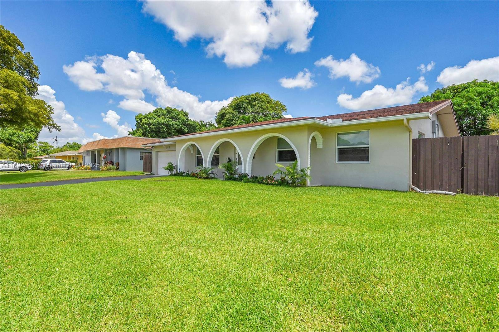Plantation, FL 33313,7481 NW 14th St