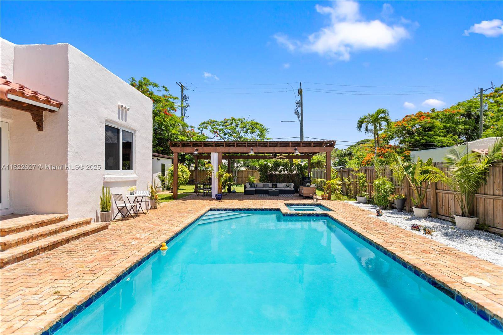 Fort Lauderdale, FL 33315,410 SW 18th Ct