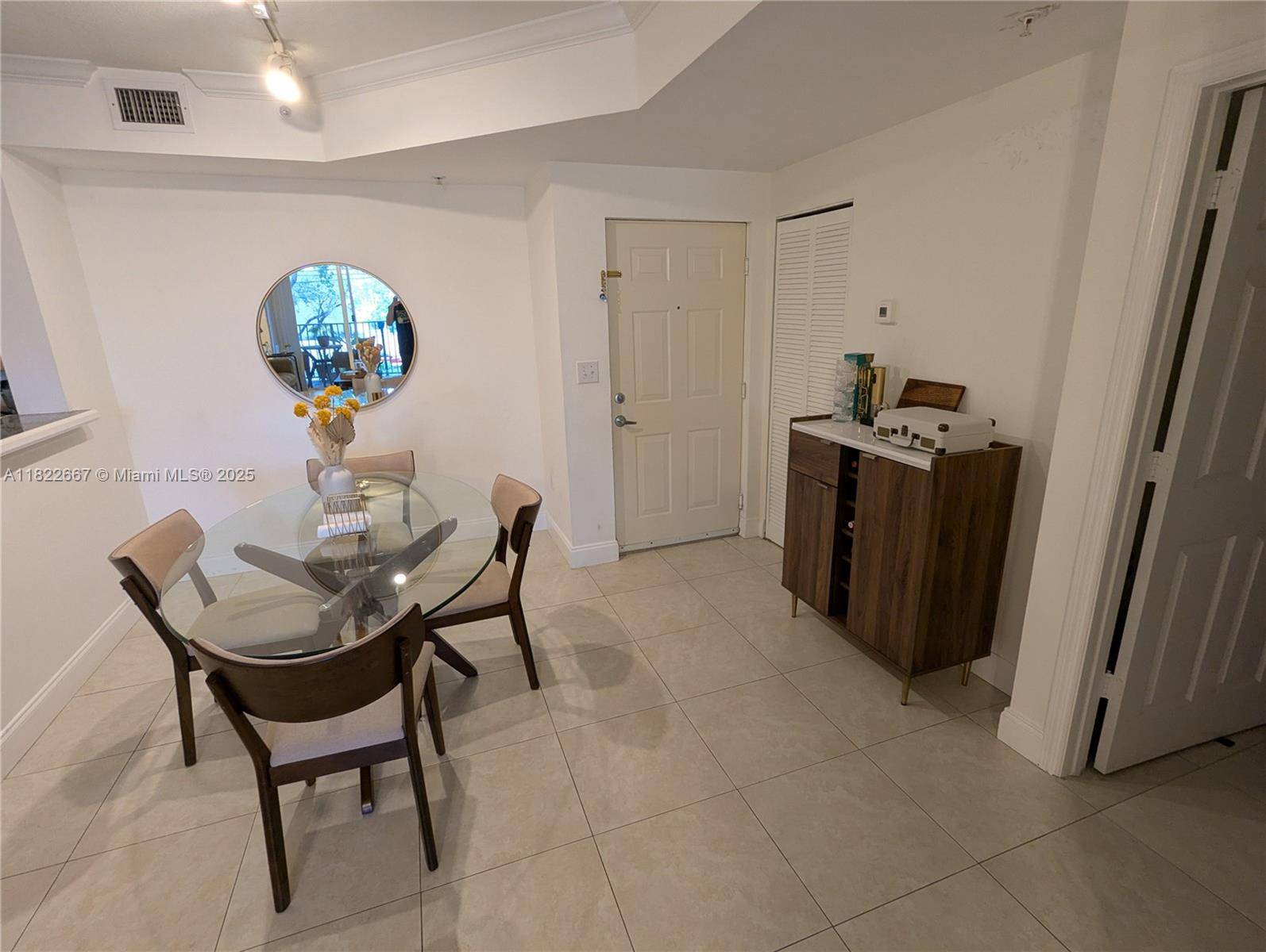Miami, FL 33155,6801 SW 44th St #204