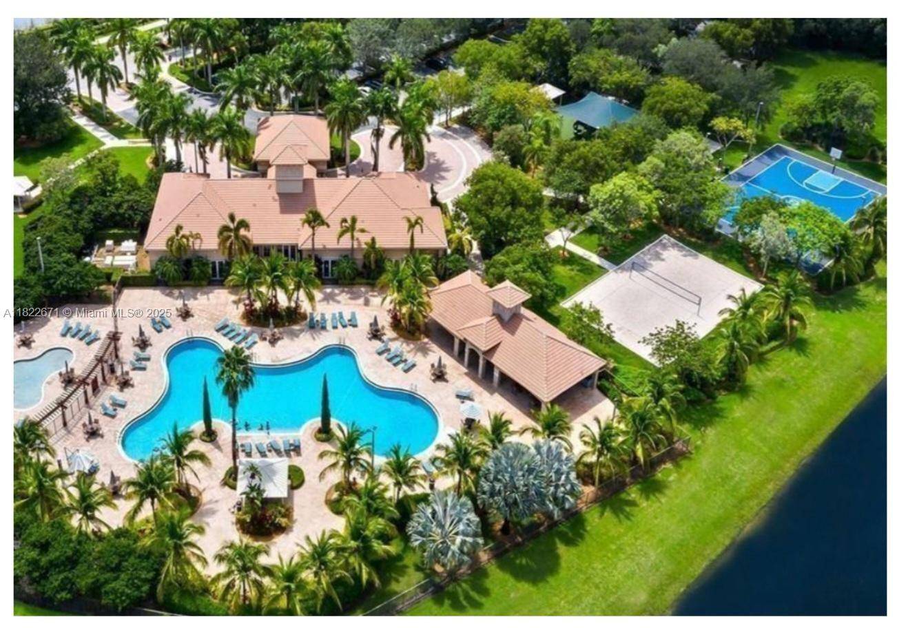 Weston, FL 33332,19436 S Whitewater Ave