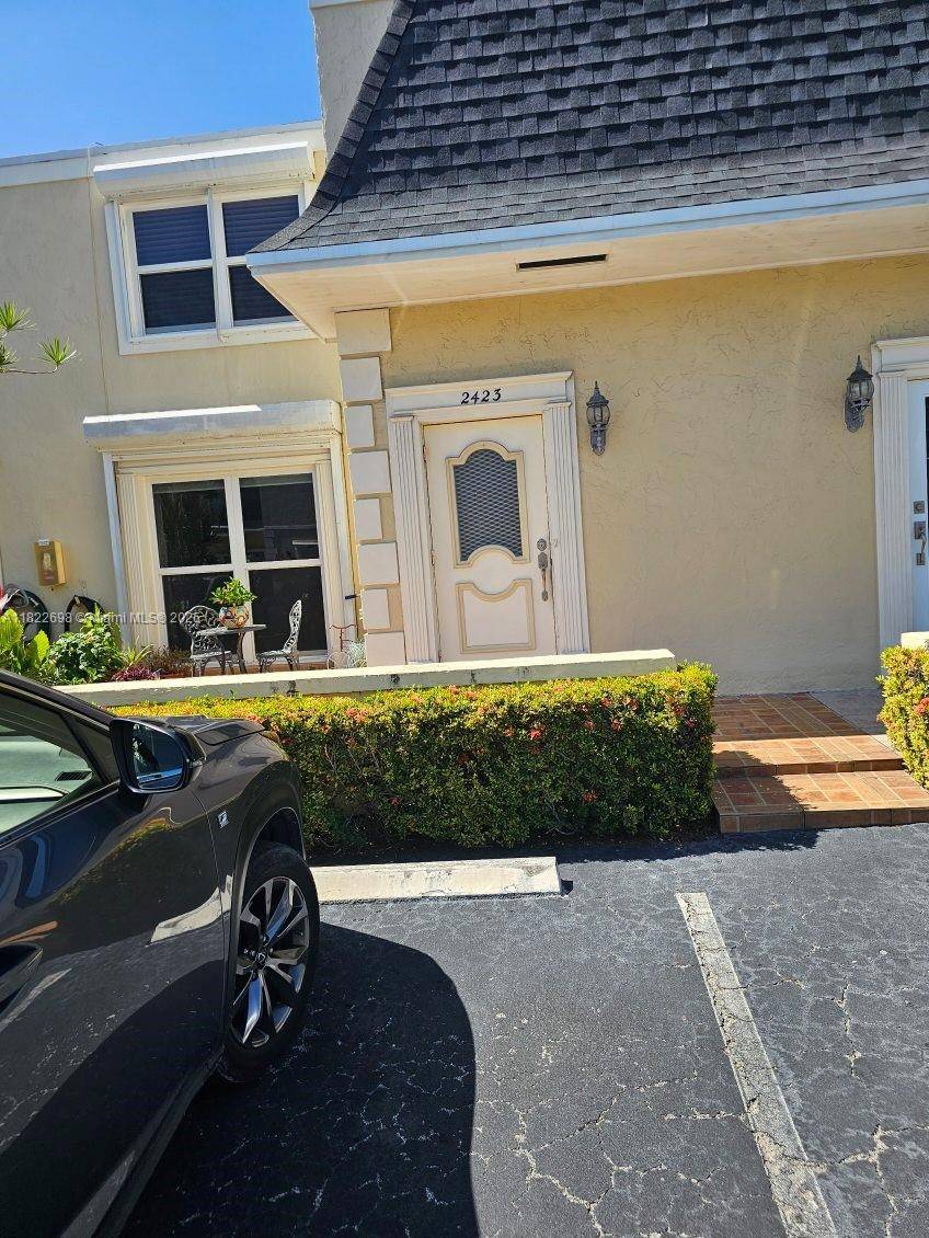 Hallandale Beach, FL 33009,2423 NE 10th St #154