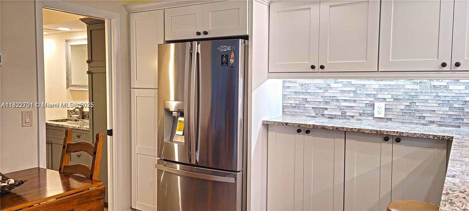 Jupiter, FL 33458,825 Center St #35A