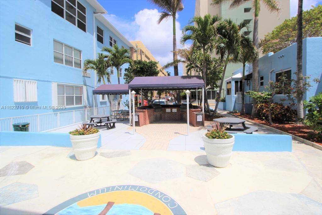 Hollywood, FL 33019,315 Van Buren St #102B