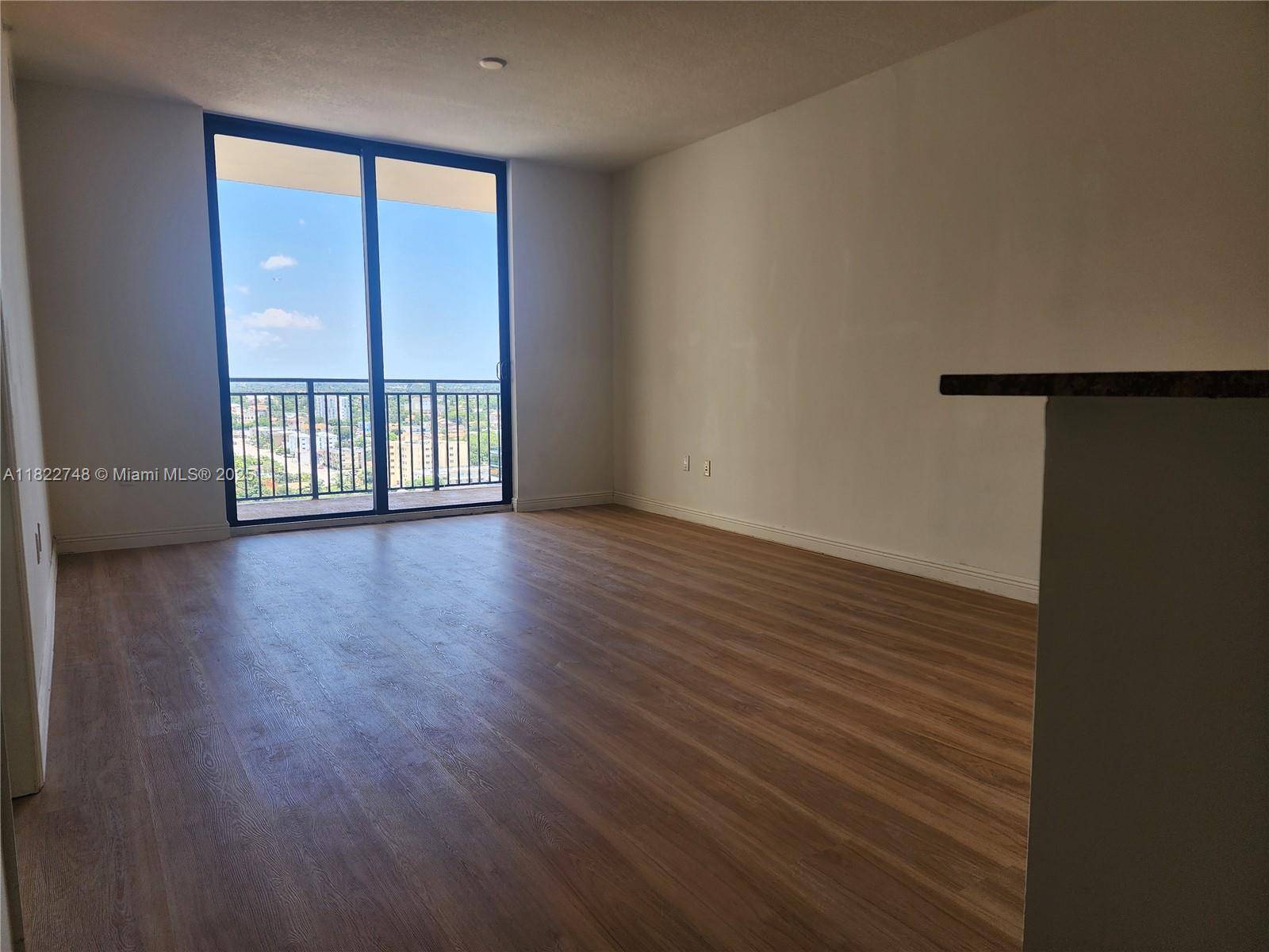 Coral Gables, FL 33134,888 S Douglas Rd #1513