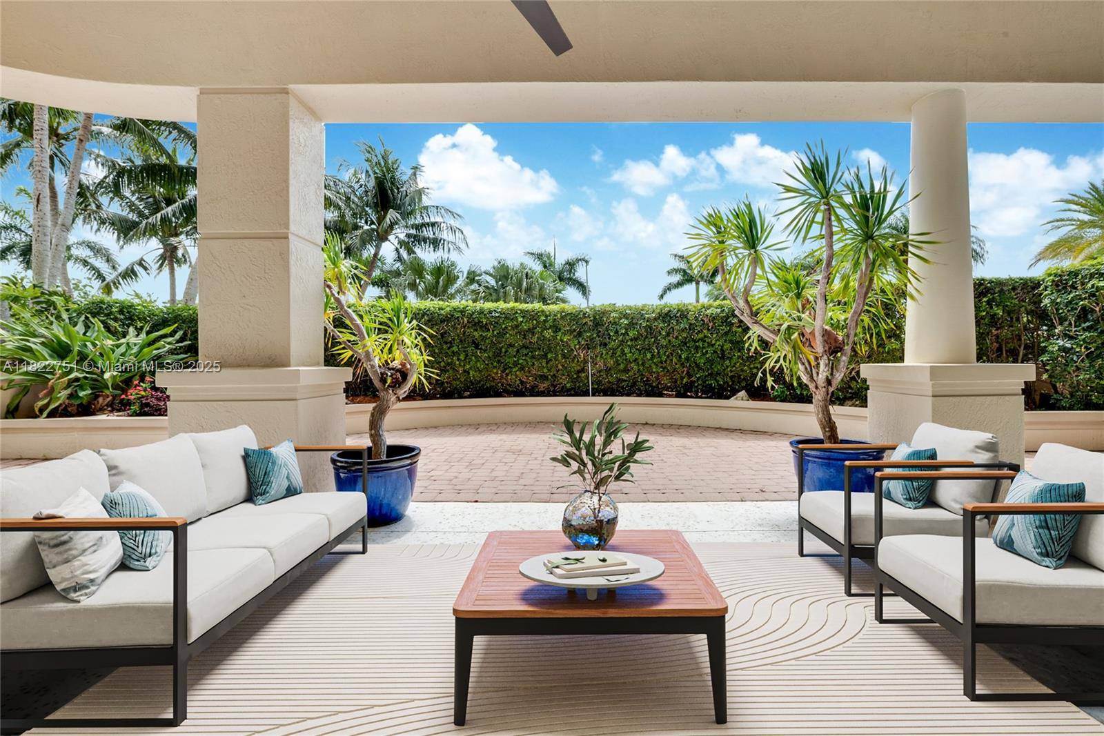 Coral Gables, FL 33158,13611 Deering Bay Dr #101