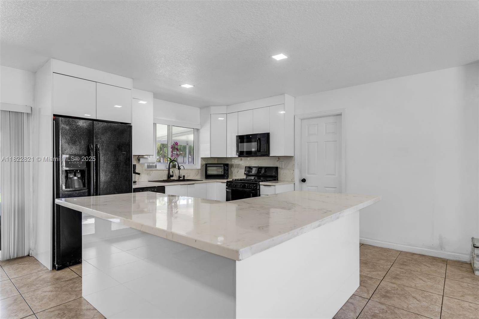 Homestead, FL 33031,27645 SW 163rd Ave