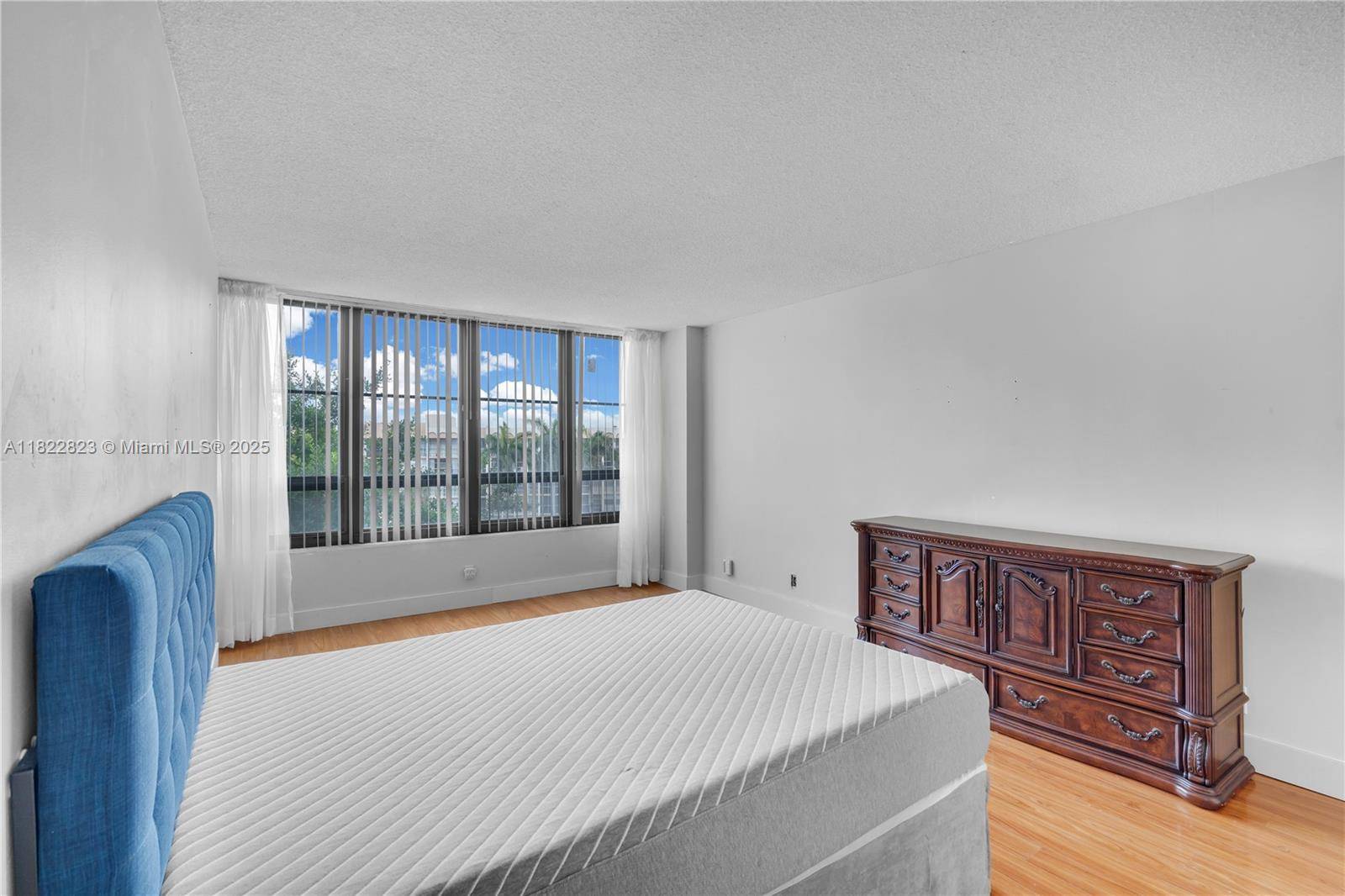 Hallandale Beach, FL 33009,600 Three Islands Blvd #310